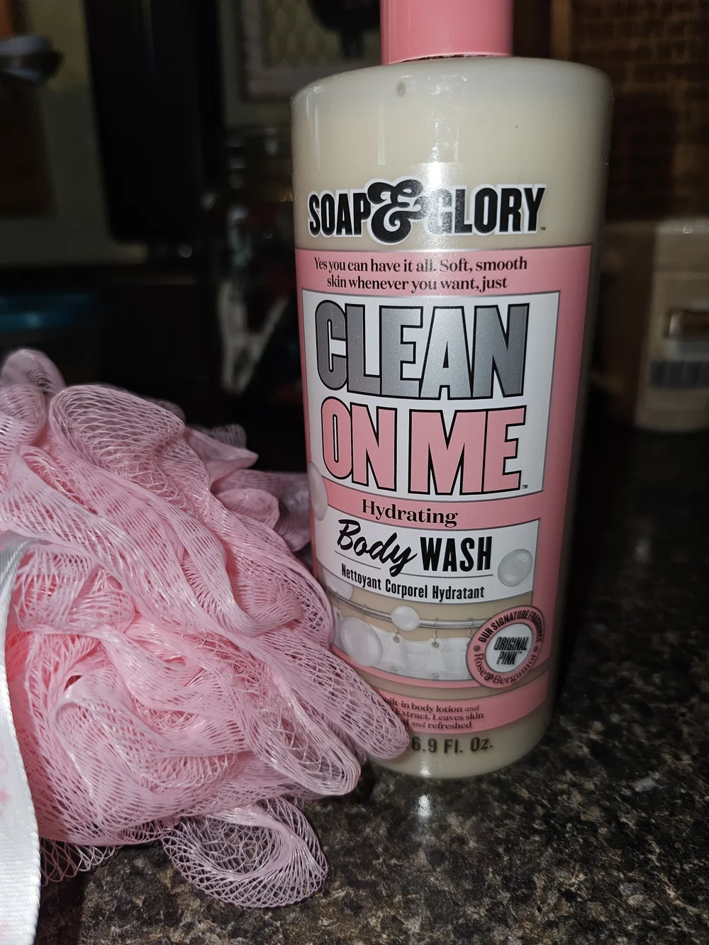 Soap & Glory Clean On Me Body Wash + Body Butter & Pink Loofah Set